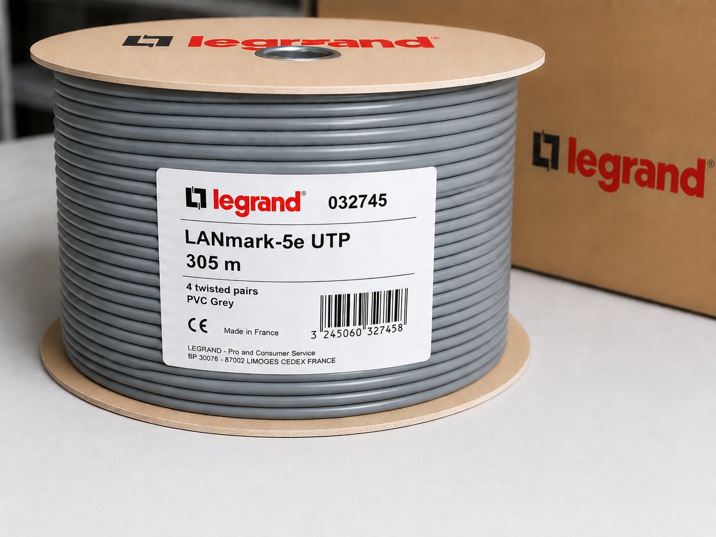 کابل شبکه Cat5e UTP لگراند| متری (Legrand